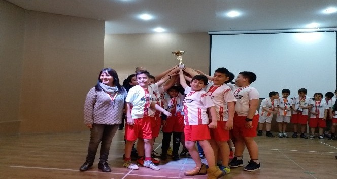 Ömer Halis Demir, futbol turnuvası sahiplerini buldu