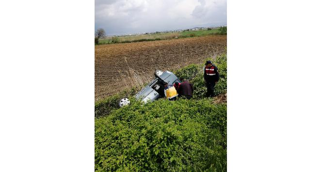 Kahramanmaraş’ta hafif ticari araç şarampole yuvarlandı: 4 yaralı
