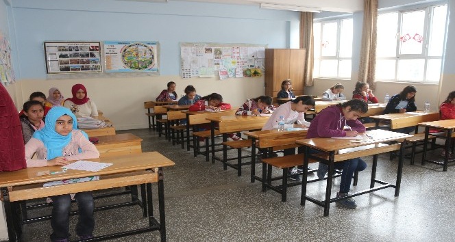Ortaokul öğrencileri Seyir-i Nebi yarışmasına katıldı