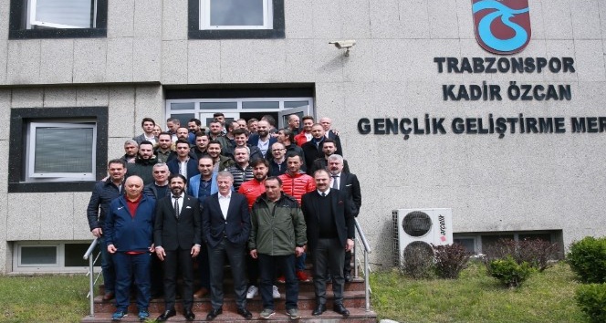 Ahmet Ağaoğlu: &quot;Trabzonspor ruhu, Trabzonspor’un ilke ve ülküsüne bağlı futbolcular yetiştireceğiz&quot;