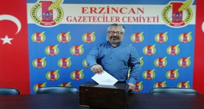 Erzincan Gazeteciler Cemiyeti başkanlığına Muzaffer Koşan seçildi