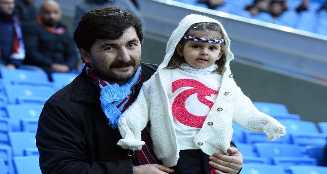 Spor Toto Süper Lig: Trabzonspor:1 - Evkur Yeni Malatyaspor: 1 (İlk yarı)