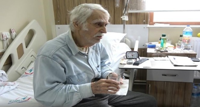 (ÖZEL) Oğlunun acısını unutamayan Eşref Kolçak, 3 aydır hastanede tedavi görüyor