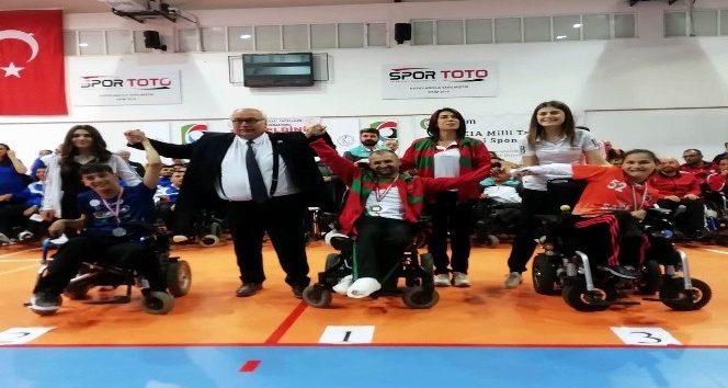 Samsunlu engelli sporcu Türkiye 2’incisi oldu