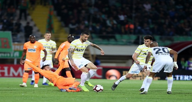 Aytemiz Alanyaspor, Fenerbahçe’yi ilk kez devirdi