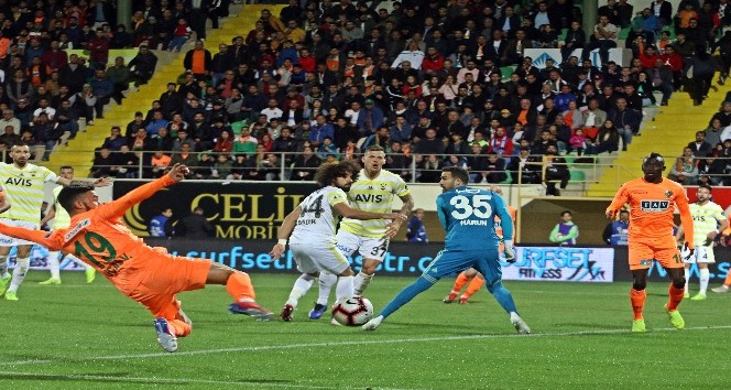 Spor Toto Süper Lig: Aytemiz Alanyaspor: 1 - Fenerbahçe: 0 (Maç sonucu)