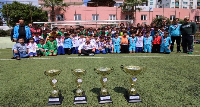 Meryem-Mehmet Kayhan Ortaokulu Adana şampiyonu