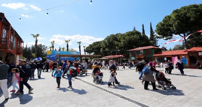 Anadolu Çocuk Köyü, çocuklara armağan edildi