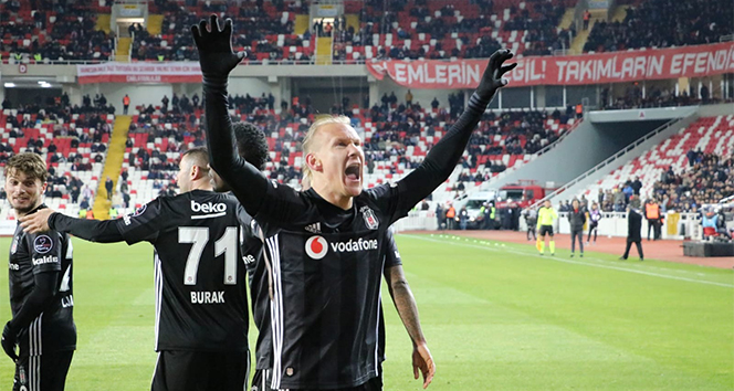 Beşiktaş doludizgin