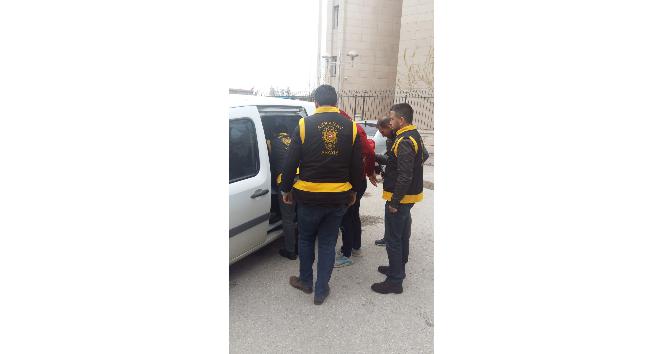 Aksaray’da 2 hırsızlık şüphelisine tutuklama