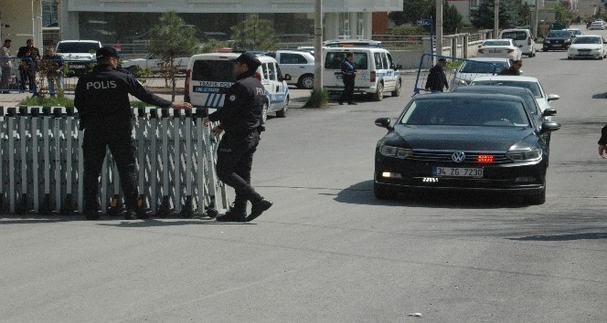 CHP’li heyet Çubuk Adliyesi’nde