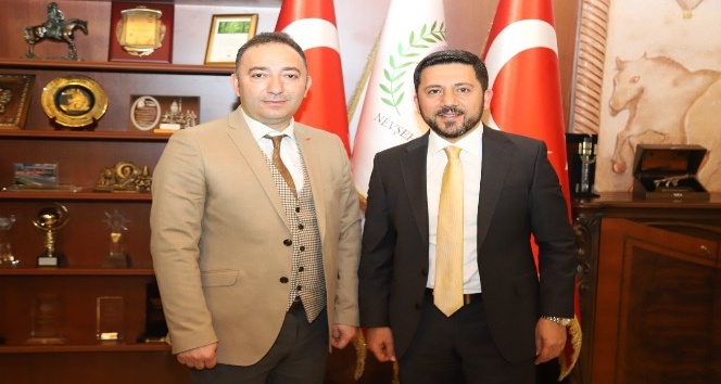 İHA Kayseri Bölge Müdürü Atakan, Belediye Başkanı Arı’yı ziyaret etti