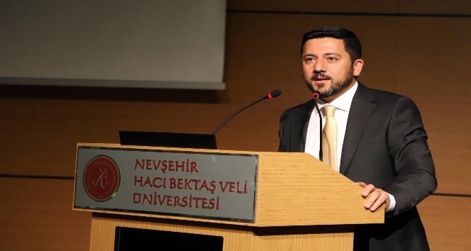 Belediye Başkanı Rasim Arı, “Cumhurbaşkanımızın emaneti muhtarlar başımızın tacı”