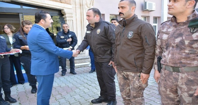 Mardin’de emniyet personeline altın