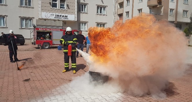 İtfaiye Müdürlüğünün eğitimleri devam ediyor