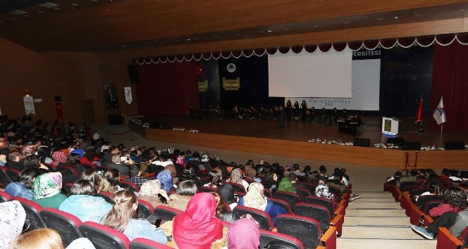 AİÇÜ’de Türk Sanat Müziği Konseri