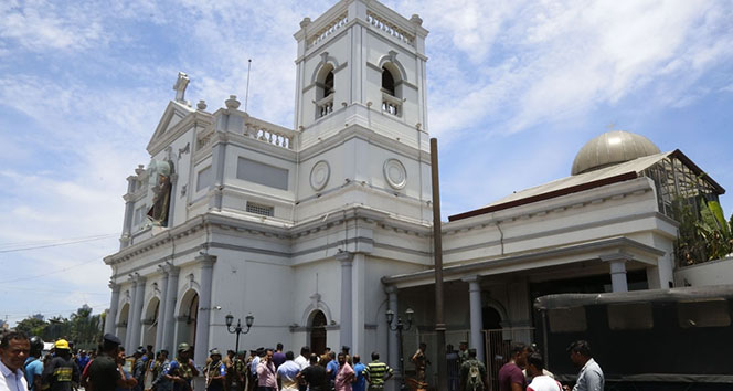 Sri Lanka’nın Kalmunei şehrinde 3 yeni patlama meydana geldiği duyuruldu