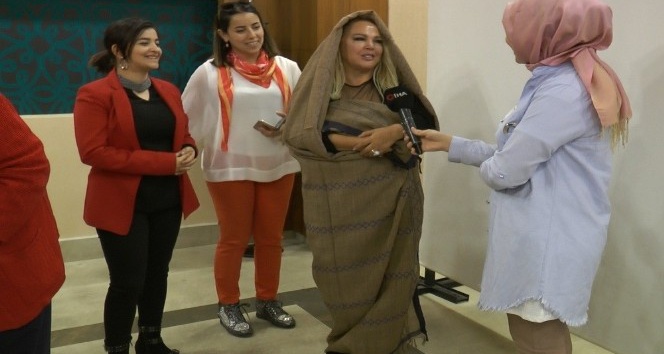 Safiye Soyman Erzurum’da Ehram giydi