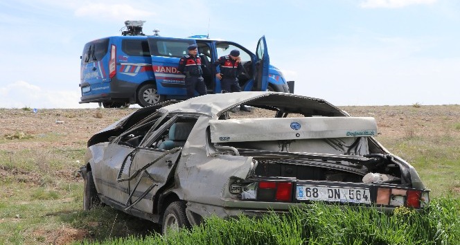 Aksaray’da otomobil şarampole devrildi: 4 ağır yaralı
