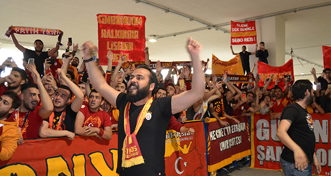 Galatasaray, Konya’da çoşkuyla karşılandı