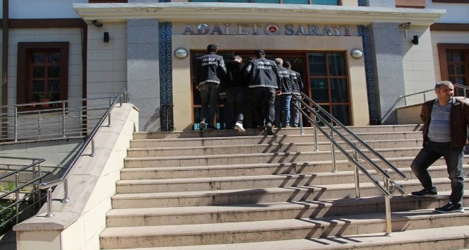 Giresun’da, torbacı operasyonunda gözaltına alınan 5 şüpheli tutuklandı