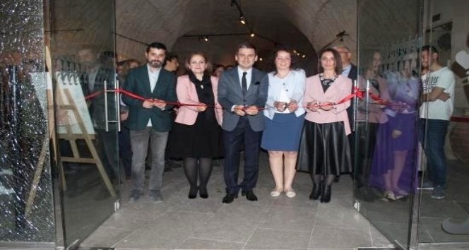 NEVÜ Avanos Meslek Yüksekokulundan  mezuniyet sergisi