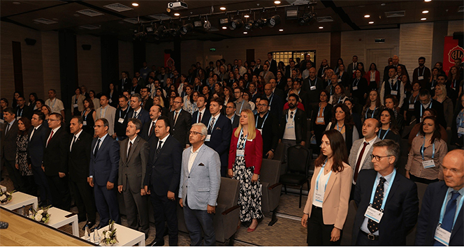 Cambridge profesörlerinden İstanbul'da Öğretmenlere Eğitim Konferansı