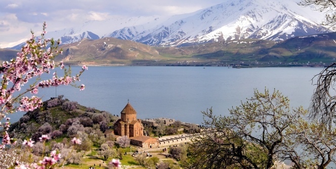 Akdamar Adası’nda görsel şölen