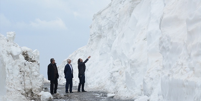 Türkiye’nin en büyük kalderasında kar kalınlığı 8 metre