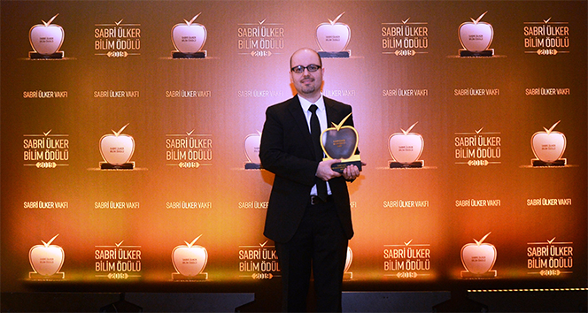 Sabri Ülker Bilim Ödülü kazananı Doç. Dr. Tamer Önder oldu