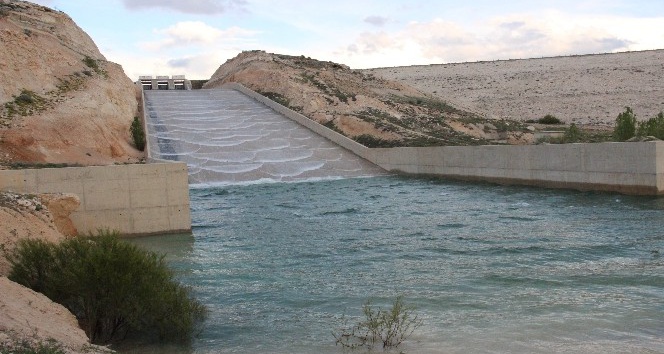 Karaman’da baraj ve göletler doldu, taştı