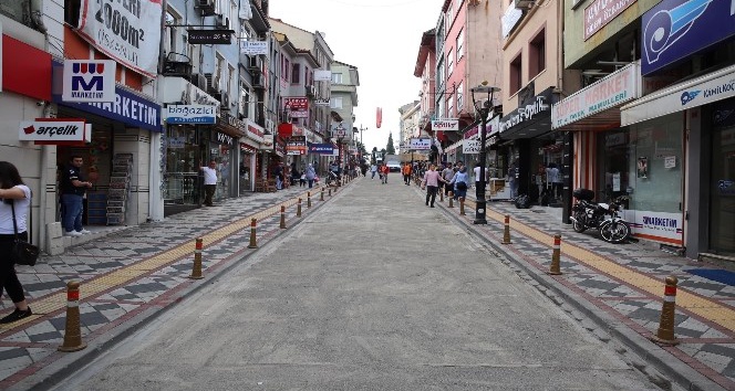 Yukarı Çarşı bakımdan geçti