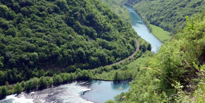 Bosna-Hersek’te ilkbahar güzelliği