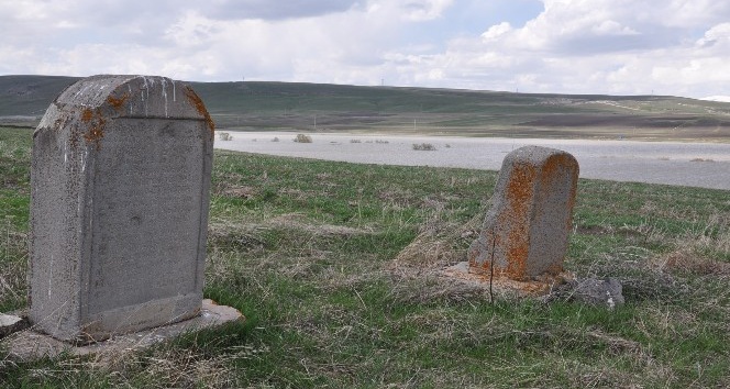 Kars’ta Rus anıt mezarlar ortaya çıktı