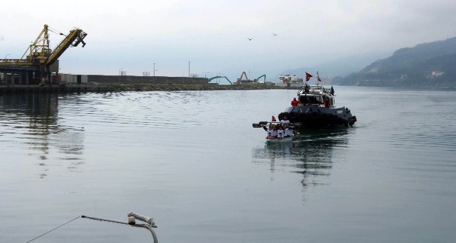 Deniz Kuvvetleri Atatürk Rallisi ile Uzmar Dragon Bot Takımı İnebolu Limanı’na ulaştı
