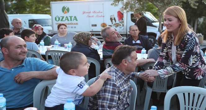 Merkezefendi ilk iftarını verdi