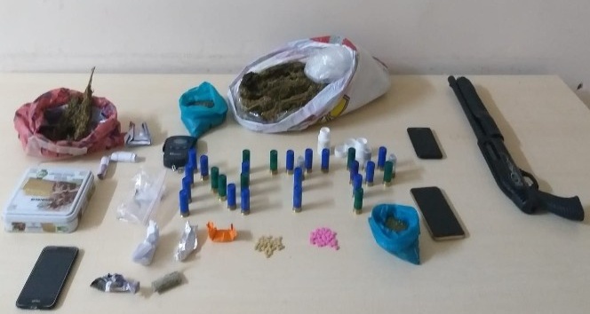 Uyuşturucu tacirlerine operasyon: 7 gözaltı