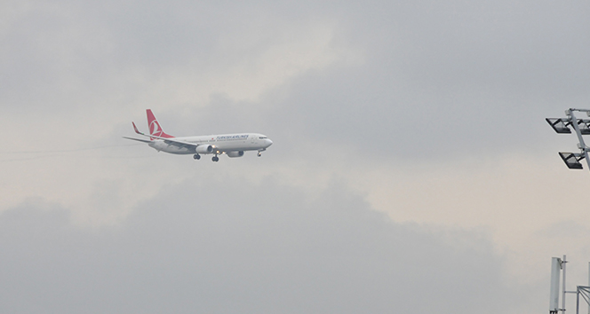 İstanbul’da uçuşlara olumsuz hava engeli