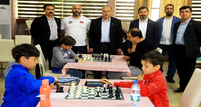 19 Mayıs Atatürk’ü Anma Satranç Turnuvası başladı