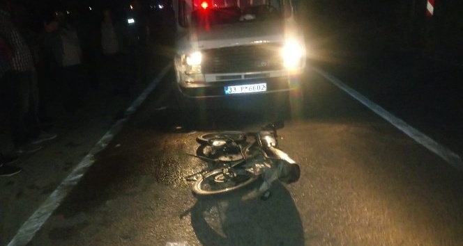 Tarsus’ta kamyonetle motosiklet çarpıştı: 1 ölü, 1 yaralı