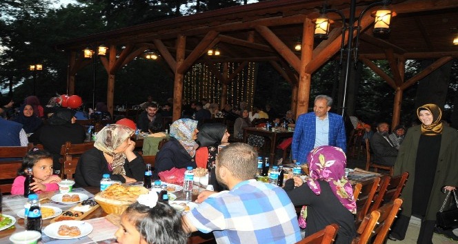 Akşehir Belediyesinden Kardeşlik İftarı