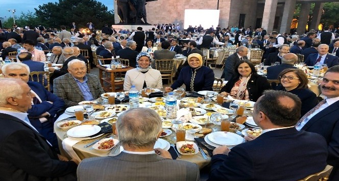 Başkan Şahin TBMM’de iftar programına katıldı
