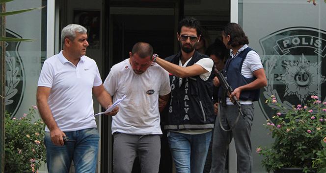 Antalya&#039;da vahşi cinayete 1 tutuklama