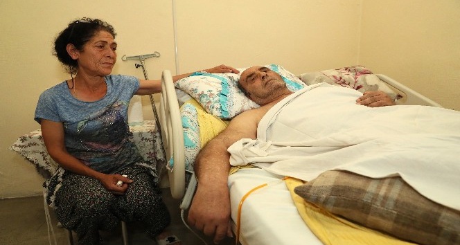 Başkan Seçer’den hasta şahsa ortopedik yatak