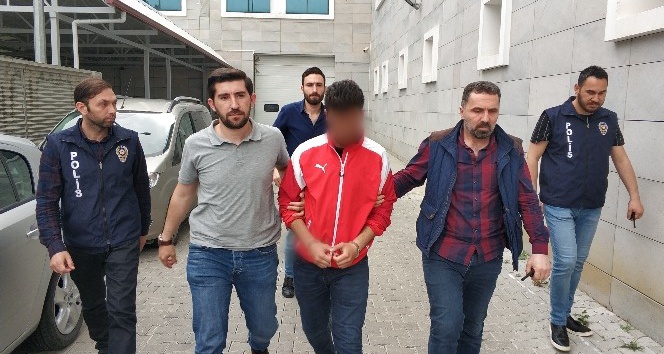 Galatasaray’ın şampiyonluk kutlamasında olay çıkartan 2 kişiye gözaltı