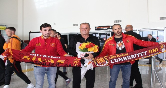 Şampiyon Galatasaray Sivas’ta