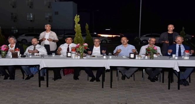 Vali Su, Tarsus Ceza İnfaz Kurumları iftar programına katıldı