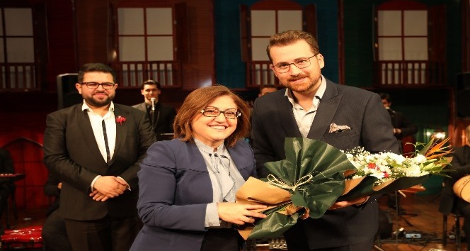 İhsan Güvenç’ten muhteşem konser