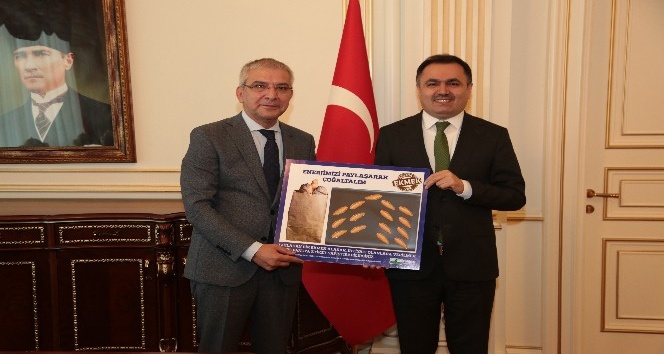 CK Enerji Çamlıbel Elektrik’in sosyal sorumluluk projelerine Vali Çakır’dan destek