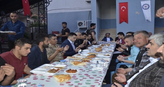 Beytüşşebap’ta birlik ve beraberlik yemeği